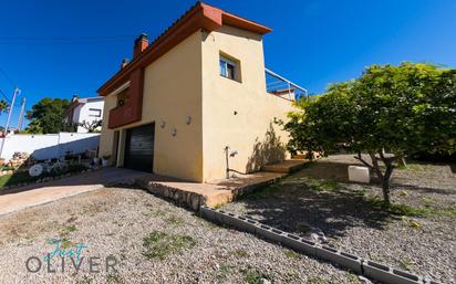 Vista exterior de Casa o xalet en venda en Vespella de Gaià amb Aire condicionat i Piscina