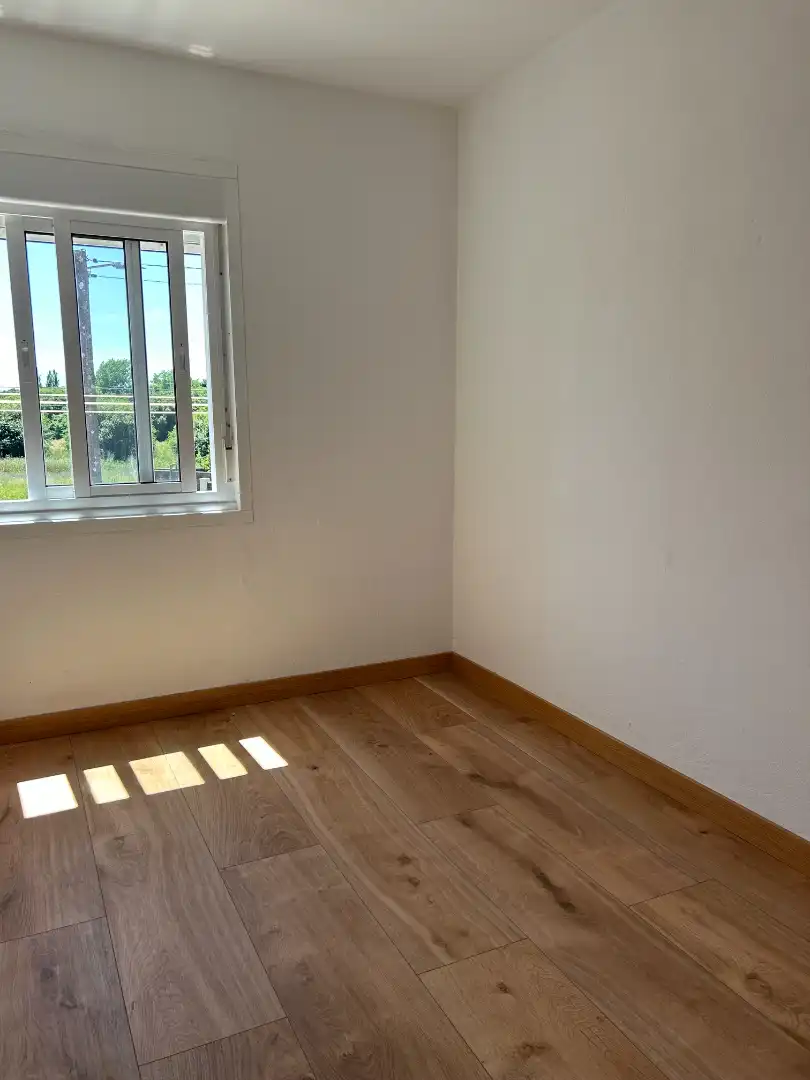 Bedroom of Flat for rent in Santiago de Compostela   with Furnished