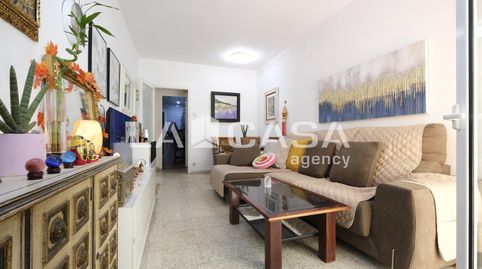 Foto 4 de Piso en venta en Avinguda Dels Quinze, Vilapicina i la Torre Llobeta, Barcelona Capital