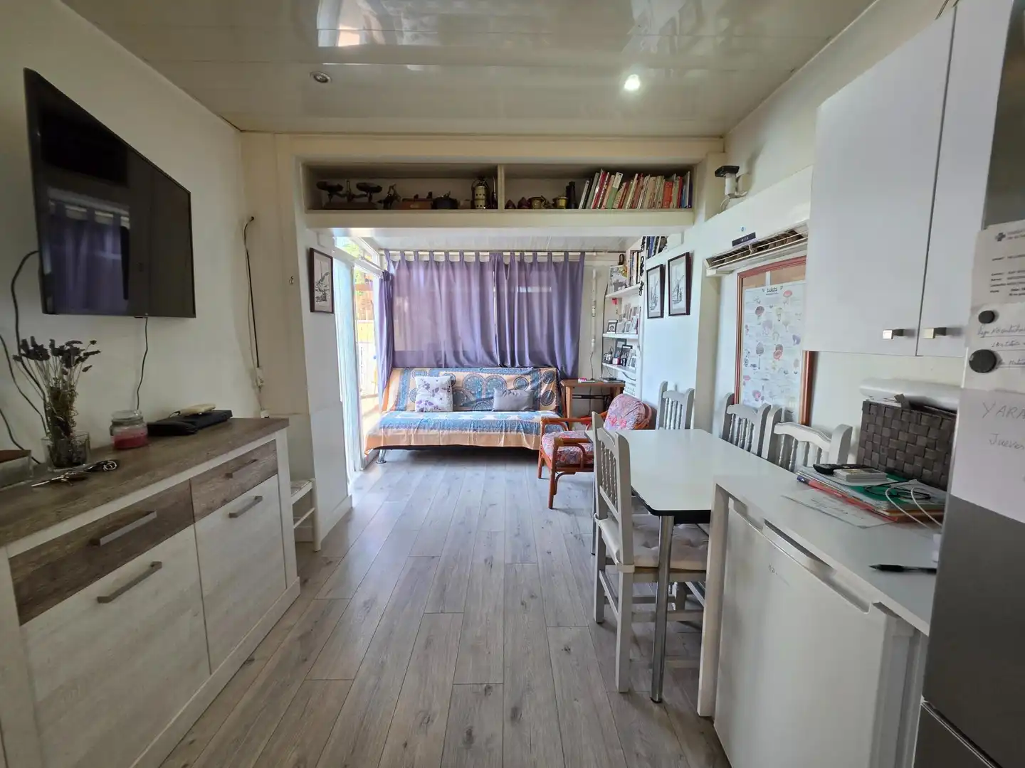 Sala de estar de Casa adosada en venta en Sant Pere de Ribes con Aire acondicionado, Calefacción y Piscina