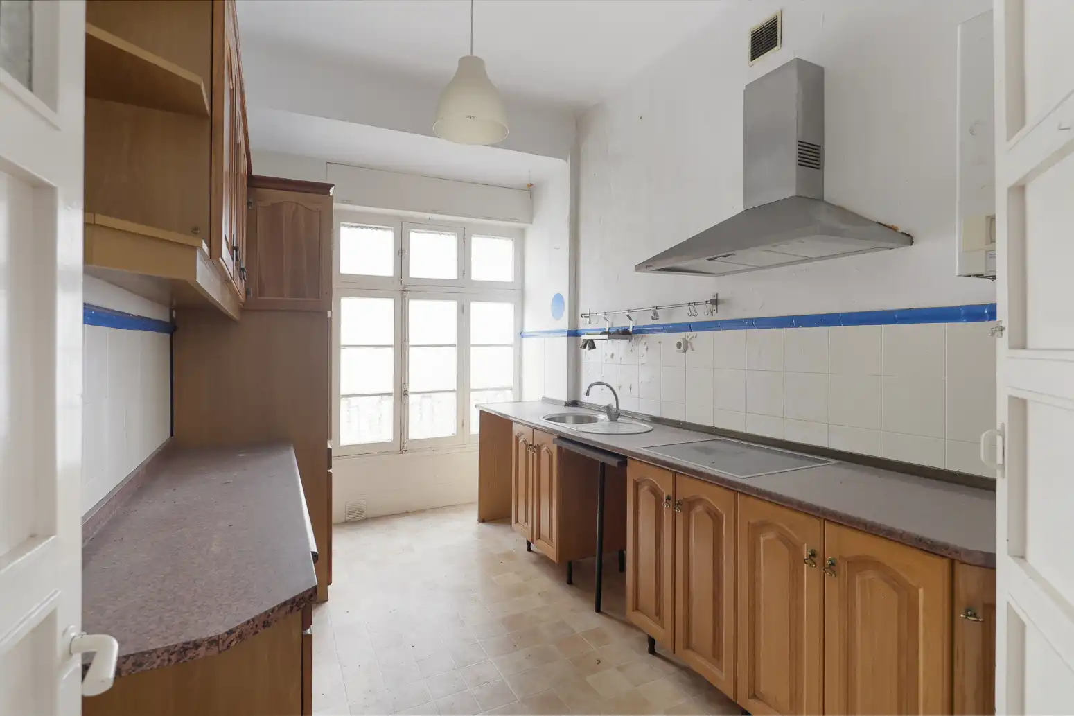 Cocina de Piso en venta en Gijón  con Calefacción y Trastero