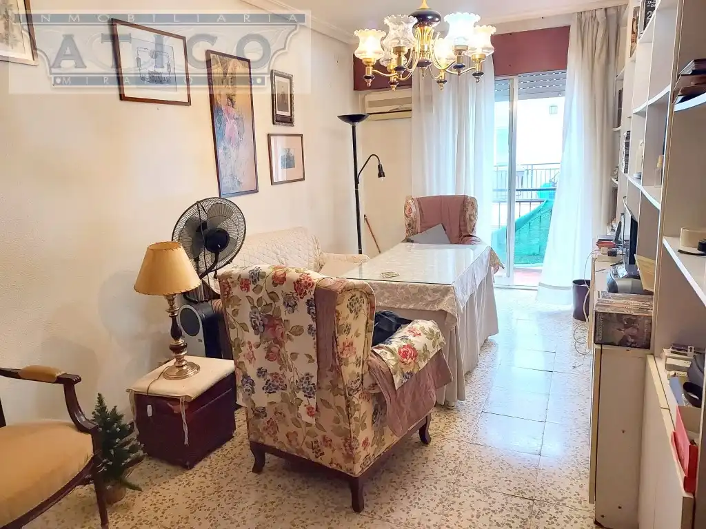 Sala de estar de Piso en venta en Sevilla