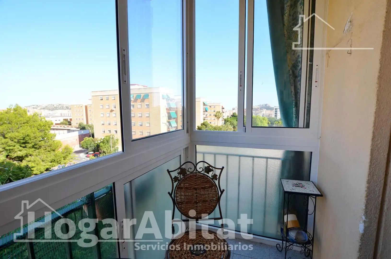 Dormitori de Pis en venda en Alicante / Alacant amb Aire condicionat, Calefacció i Terrassa