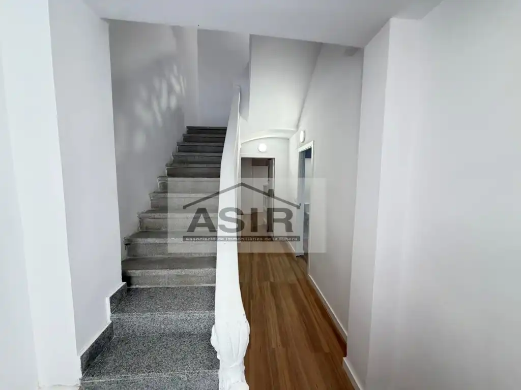 Buildings for sale in Alzira