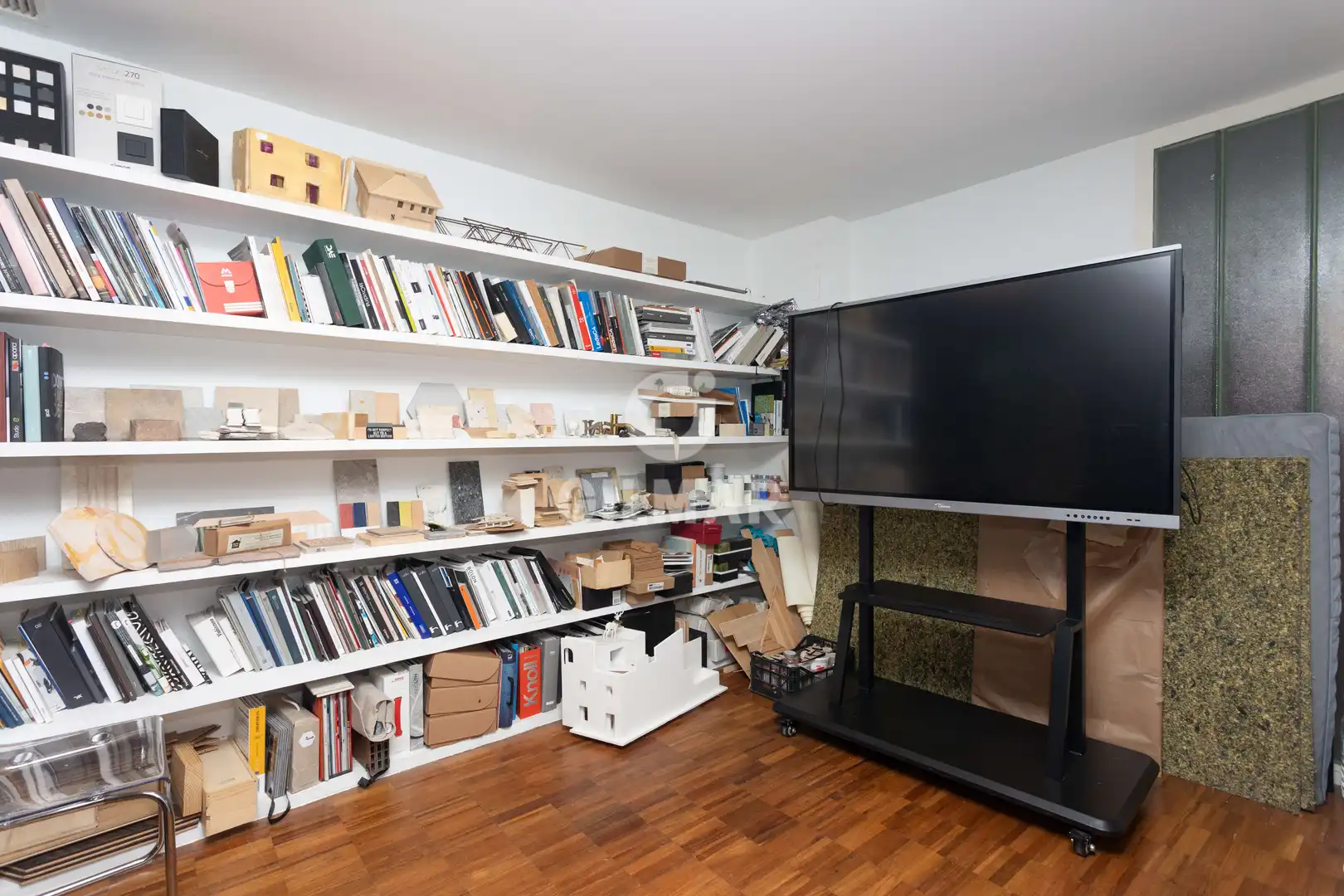 Flat for sale in Madrid  with Heating and Balcony