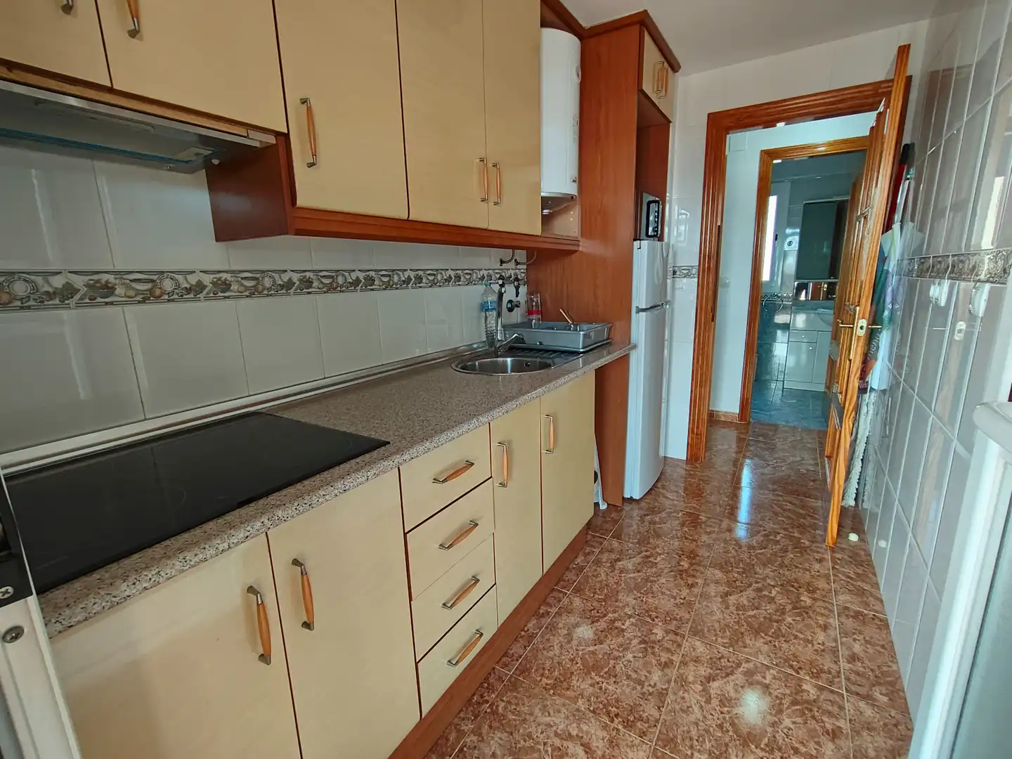 Küche von Dachboden zum Verkauf in Torrenueva Costa mit Terrasse, Möbliert und Waschmaschine