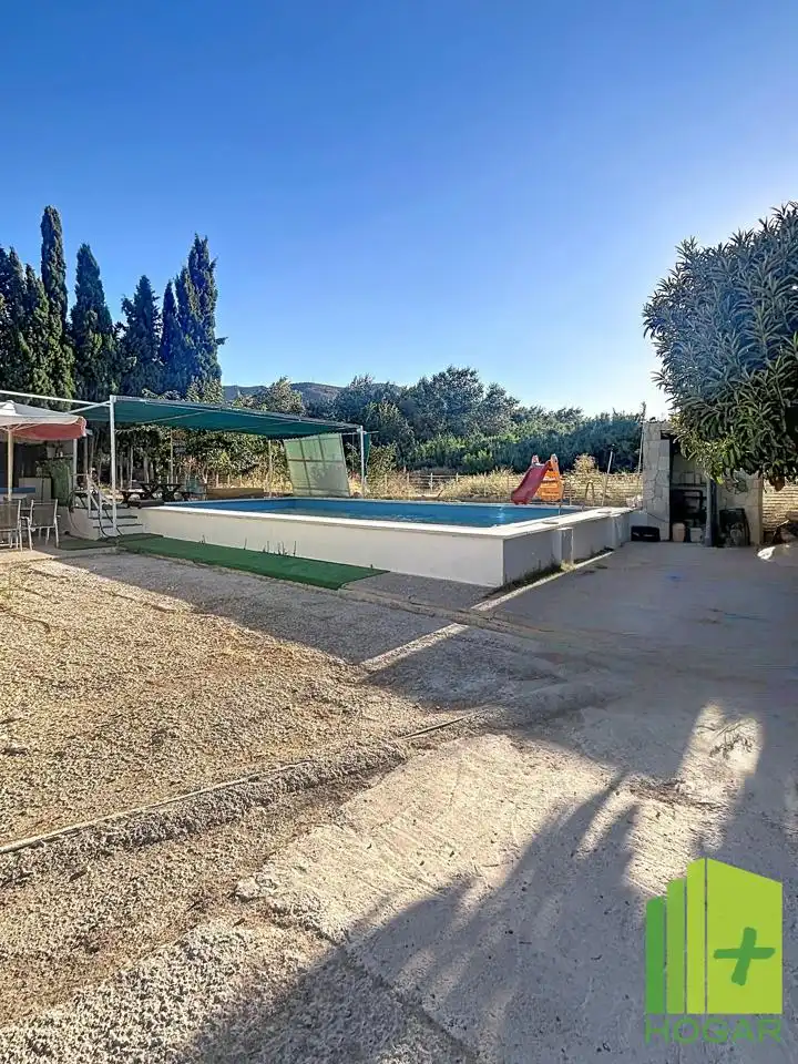 Piscina de Casa o xalet en venda en La Guardia de Jaén amb Aire condicionat, Jardí privat i Terrassa