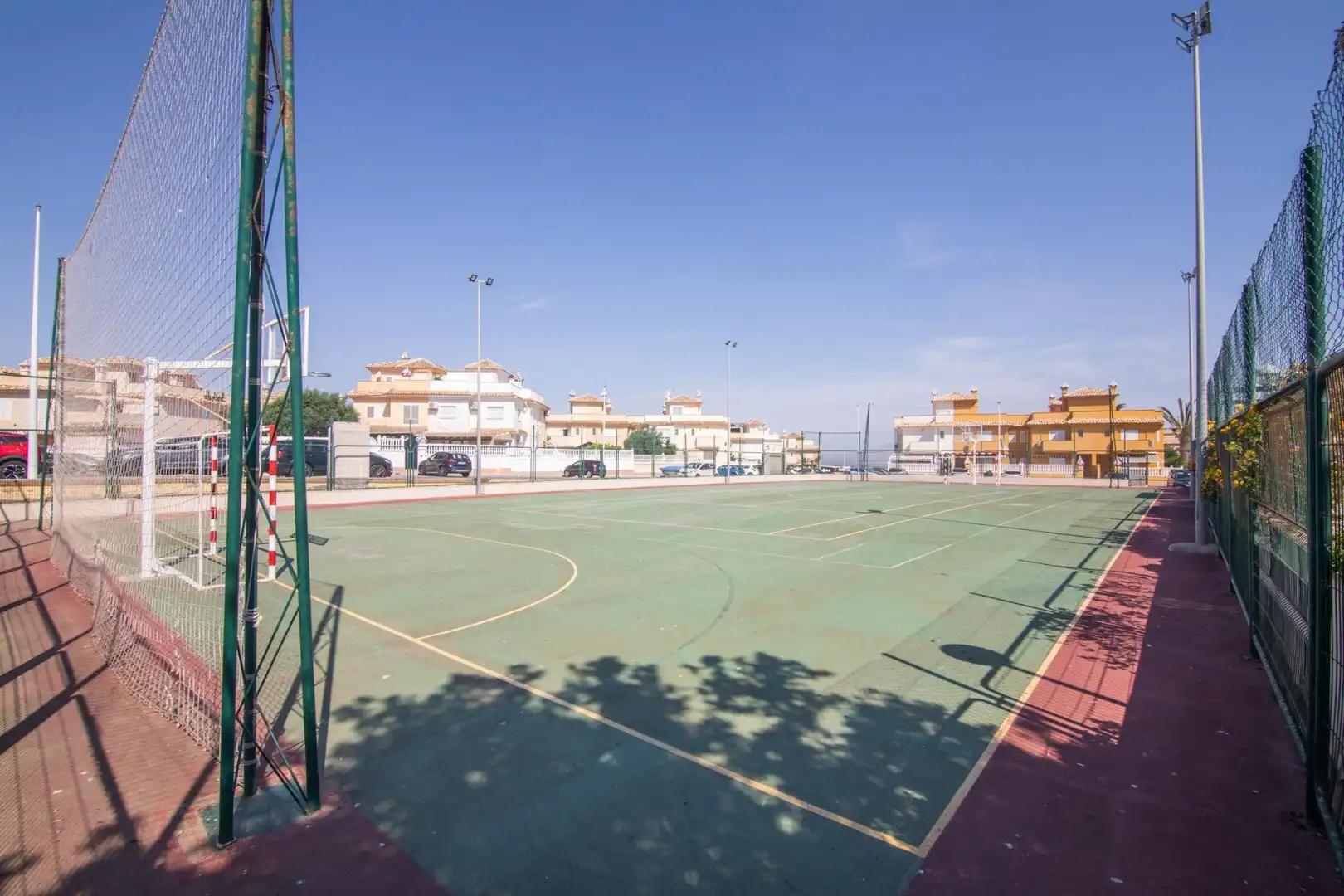 Parking de Casa o chalet en venta en Santa Pola con Aire acondicionado, Terraza y Piscina comunitaria