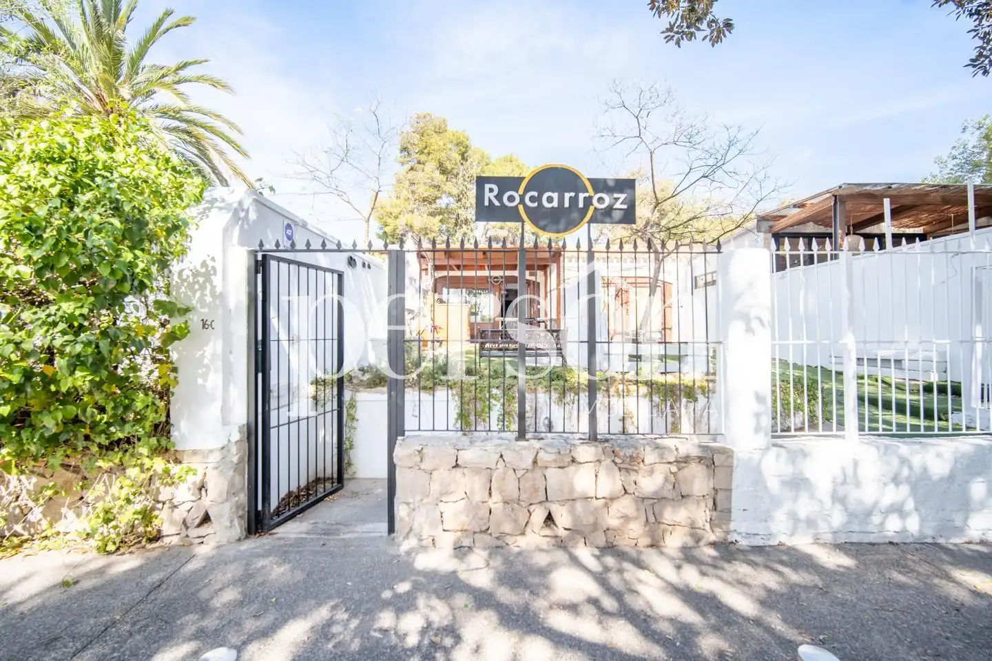 Local en venta en Rocafort