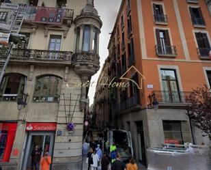 Vista exterior de Edifici en venda en  Barcelona Capital