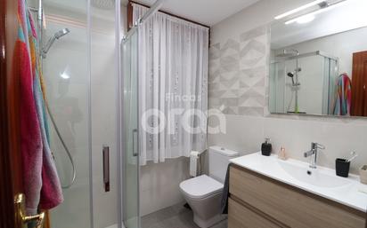 Bathroom of Flat for sale in Santurtzi 