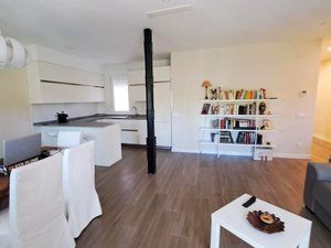 Living room of Flat for sale in  Madrid Capital  with Air Conditioner, Heating and Oven