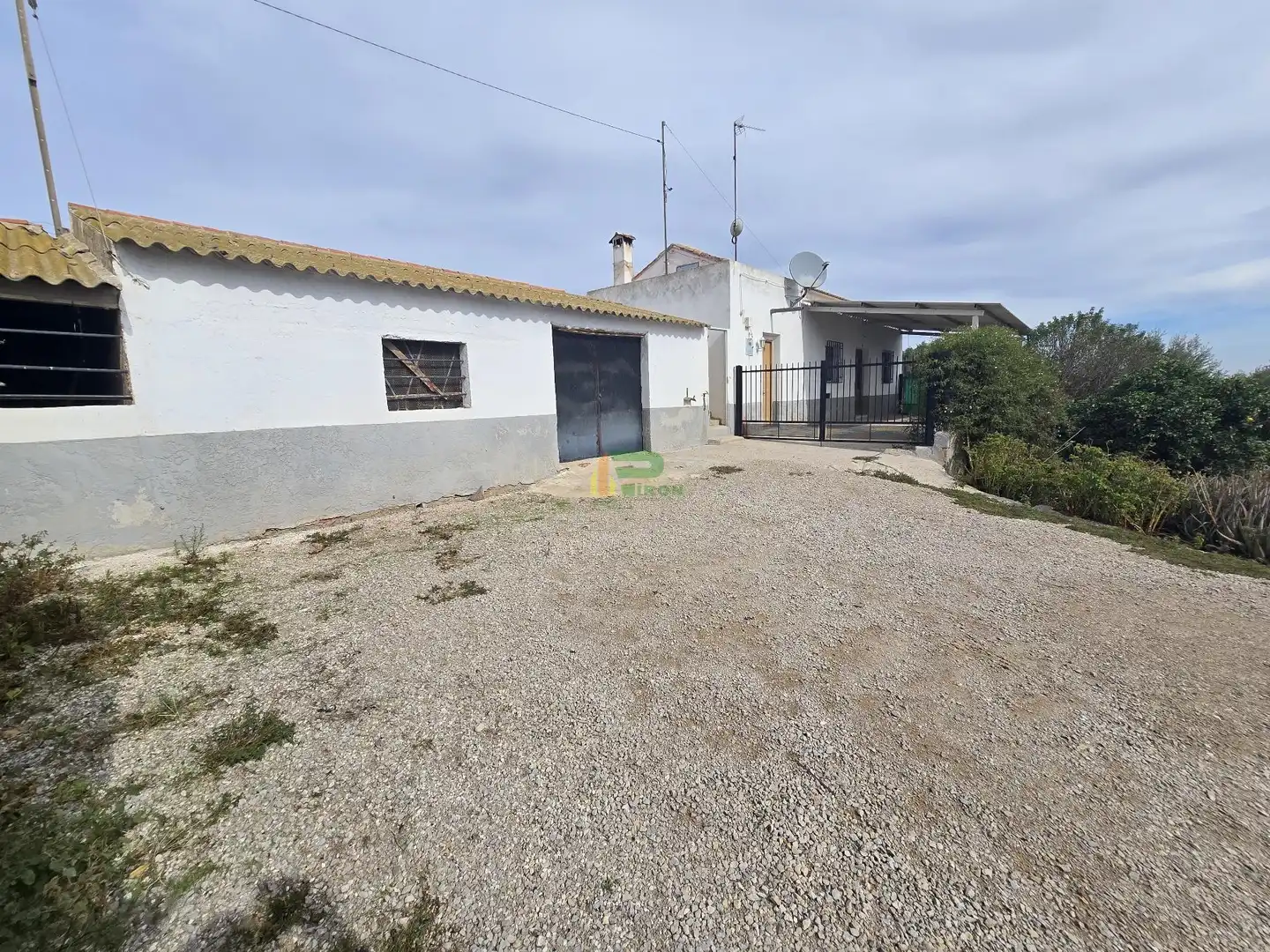 Casa rústica con terraza en venta en cerca del centro, imagen 2