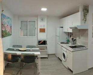 Kitchen of Attic to rent in  Sevilla Capital  with Air Conditioner and Terrace