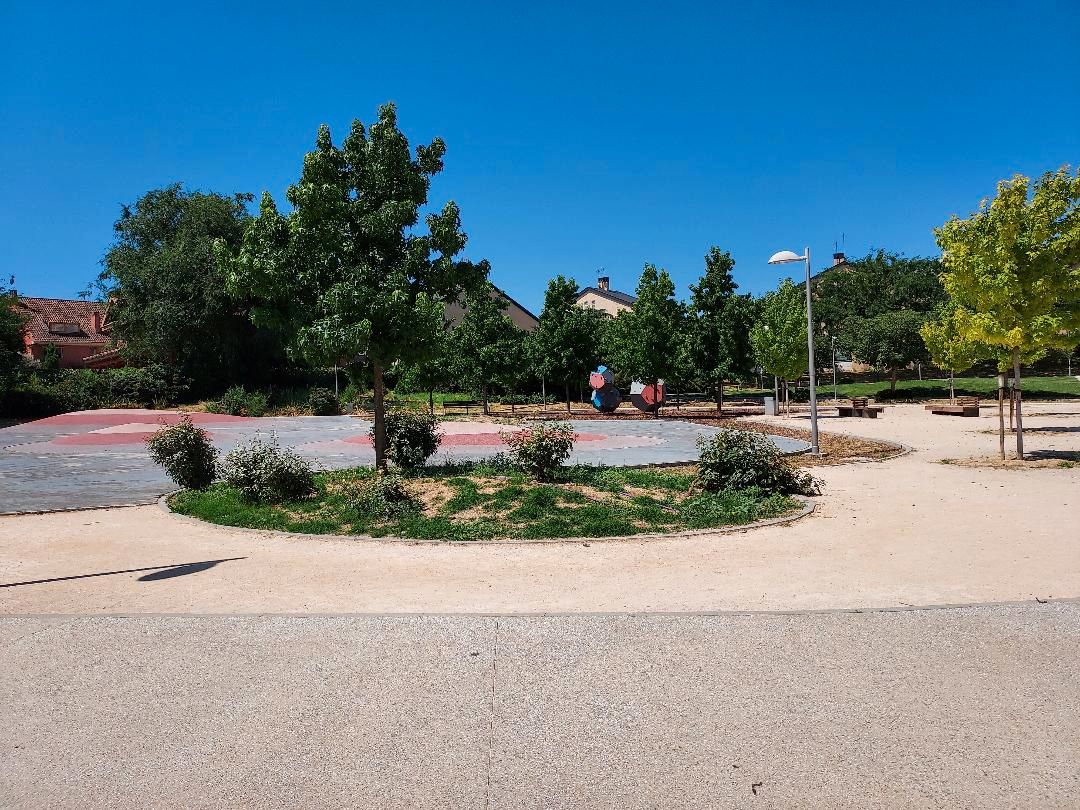 Planta baixa de lloguer en  Madrid Capital amb Aire condicionat, Calefacció i Jardí privat