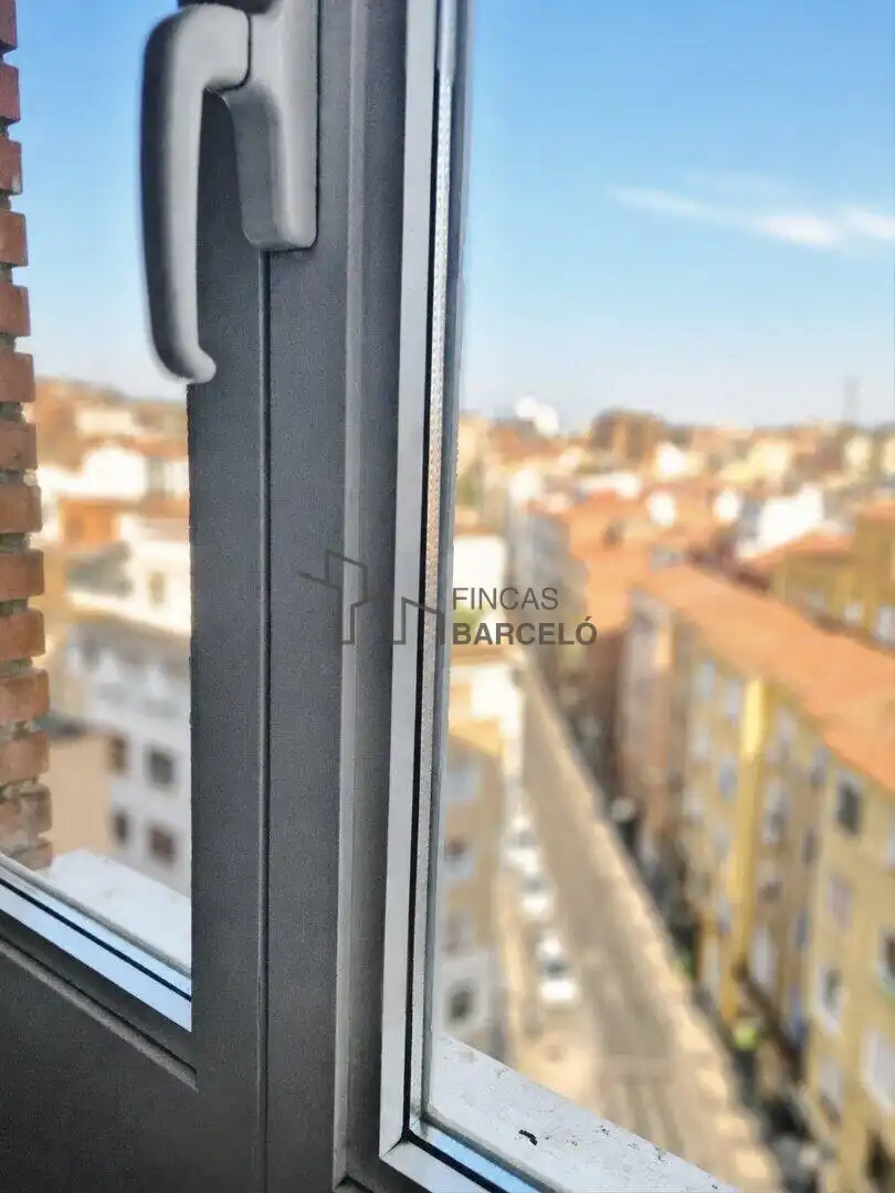 Pis amb ascensor en venda a calle la paz, 28, imagen 48