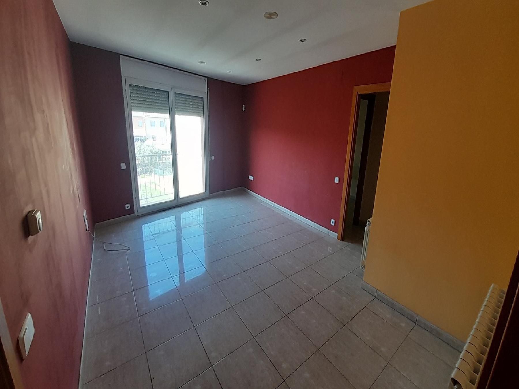 Duplex for sale in Calldetenes