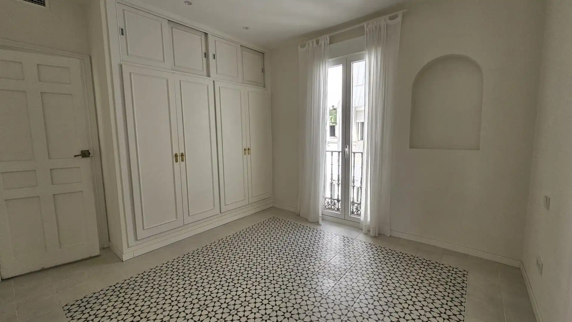 Flat with terrace to rent in Calle ODONNELL, imagen 26