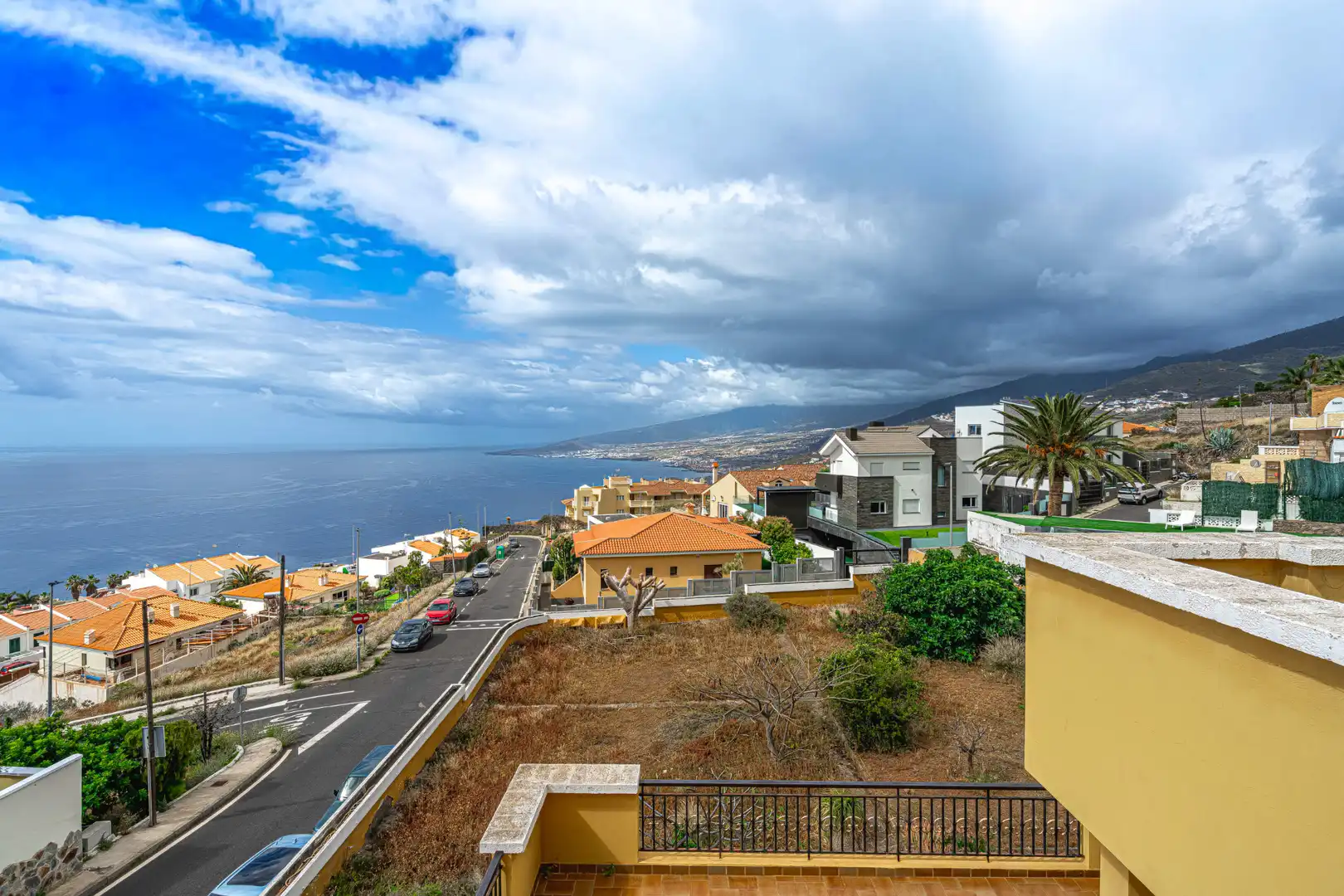 Vista exterior de Casa o chalet en venta en El Rosario con Aire acondicionado, Jardín privado y Terraza