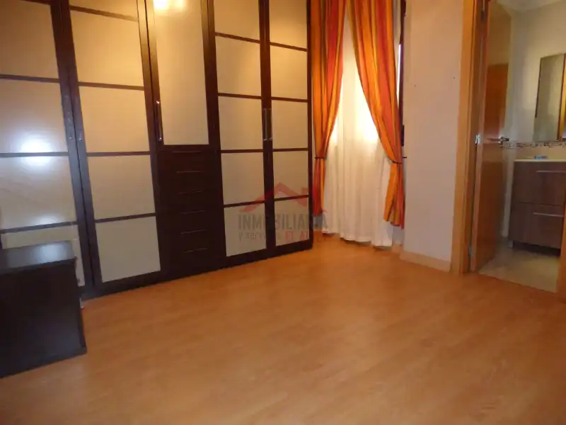 Habitación de Piso en venta en Elche / Elx con Aire acondicionado, Calefacción y Parquet