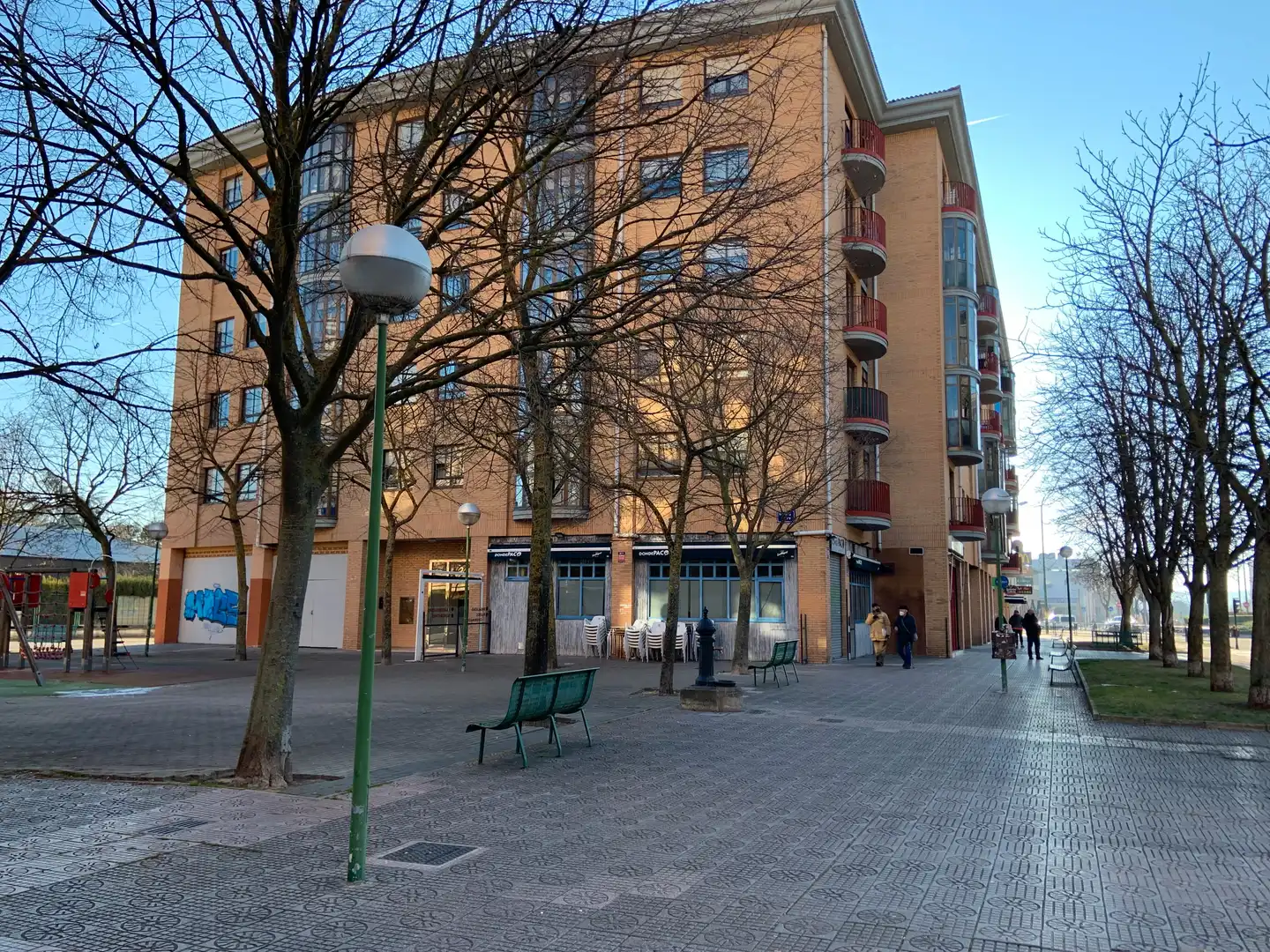 Vista exterior de Local en venta en Burgos