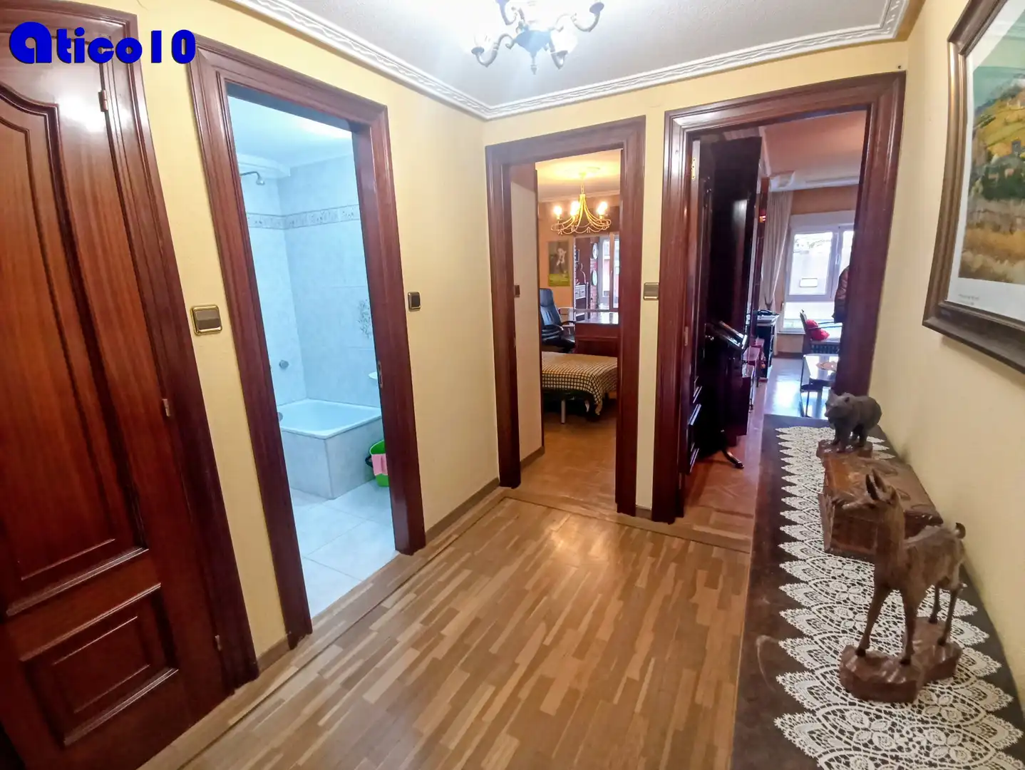 Piso en venta en Oviedo  con Calefacción, Parquet y Terraza