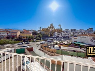 Pis amb jardí en venda a Puerto de la Torre - Atabal