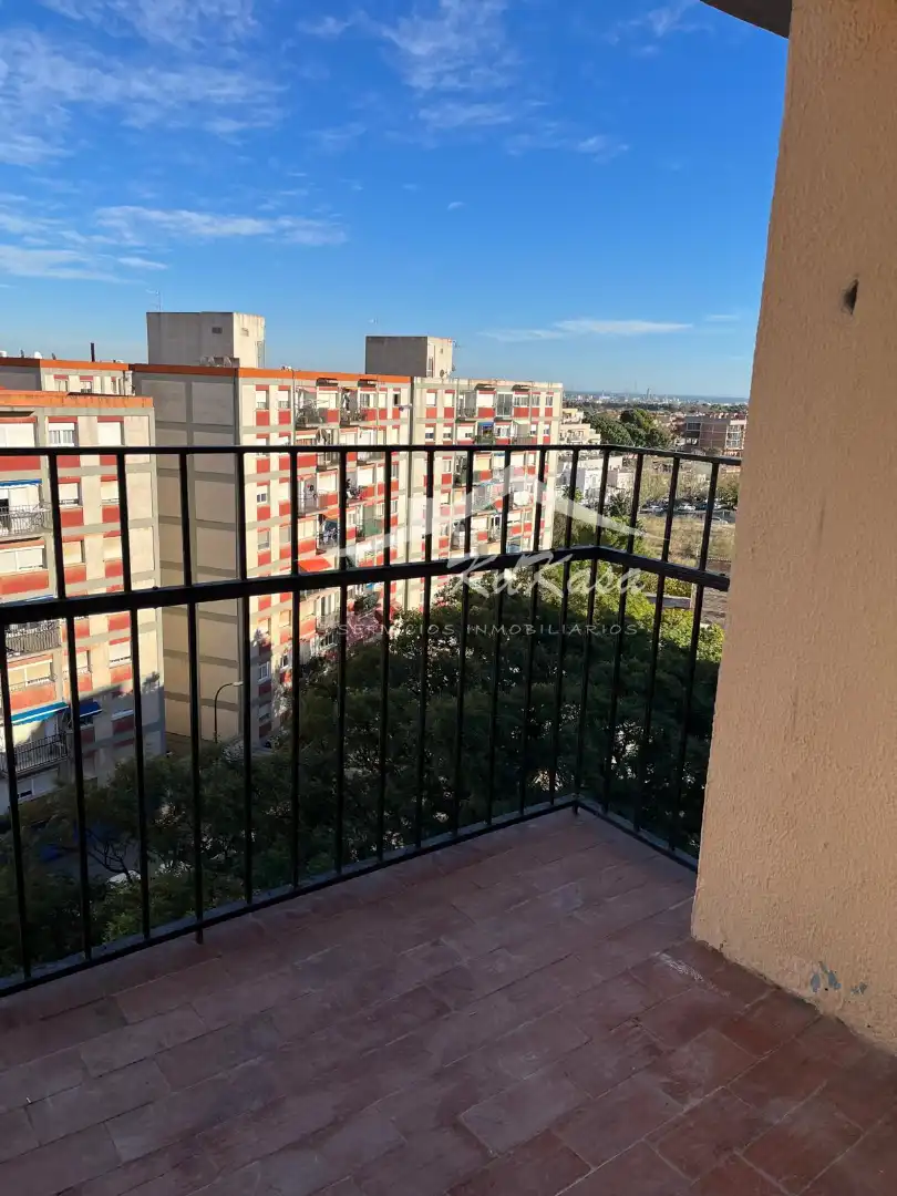 Terrassa de Pis en venda en Reus amb Terrassa, Moblat i Forn