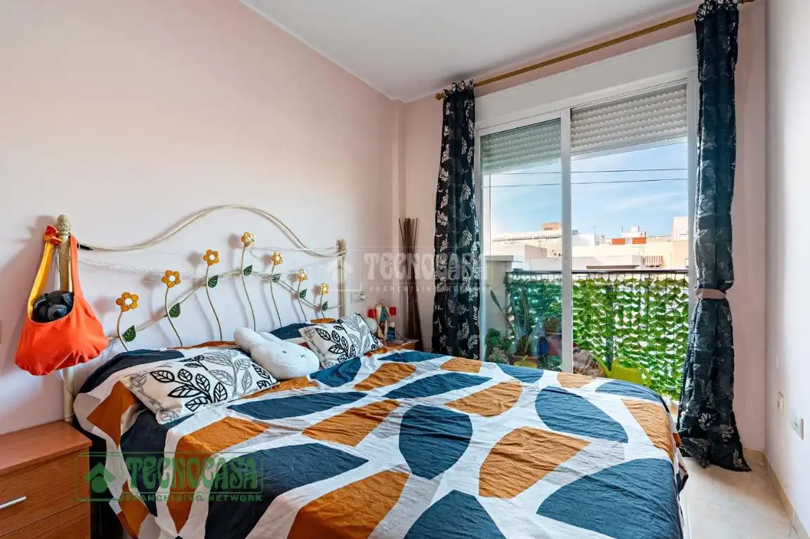 Schlafzimmer von Wohnung zum Verkauf in El Ejido mit Möbliert und Balkon