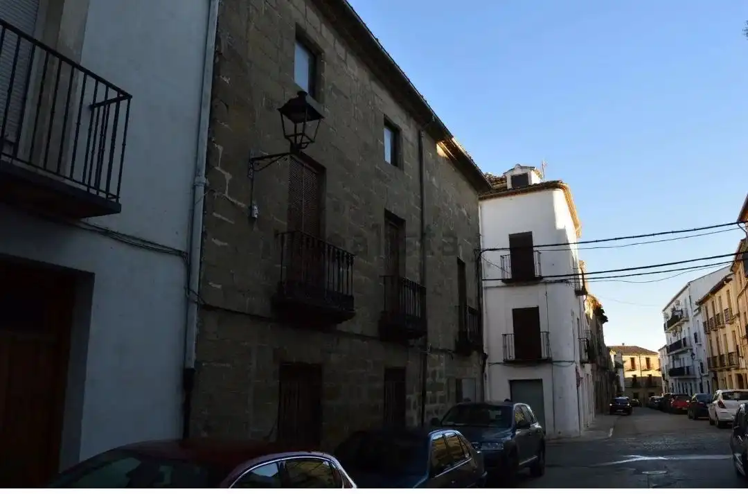 Habitatge amb terrassa en venda a Baeza, imagen 5