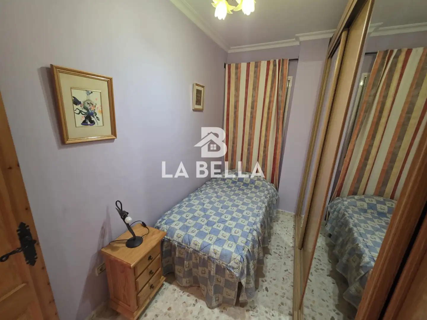 Dormitori de Casa o xalet en venda en Sevilla amb Aire condicionat, Jardí privat i Traster