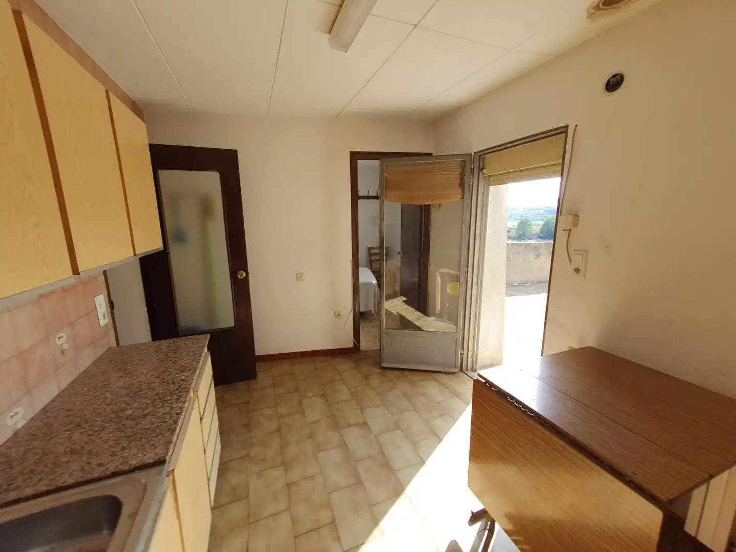 Cuina de Casa o xalet en venda en Vilanova de l'Aguda amb Terrassa i Balcó