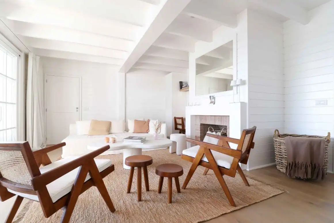 Sala de estar de Casa o chalet en venta en Benahavís con Aire acondicionado, Calefacción y Jardín privado