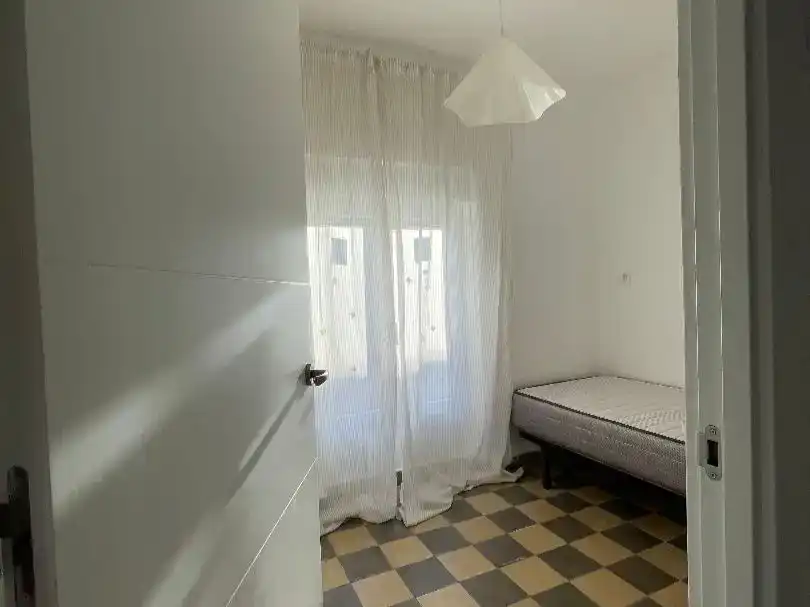 Schlafzimmer von Einfamilien-Reihenhaus zur Miete in Granada mit Abstellraum und Möbliert