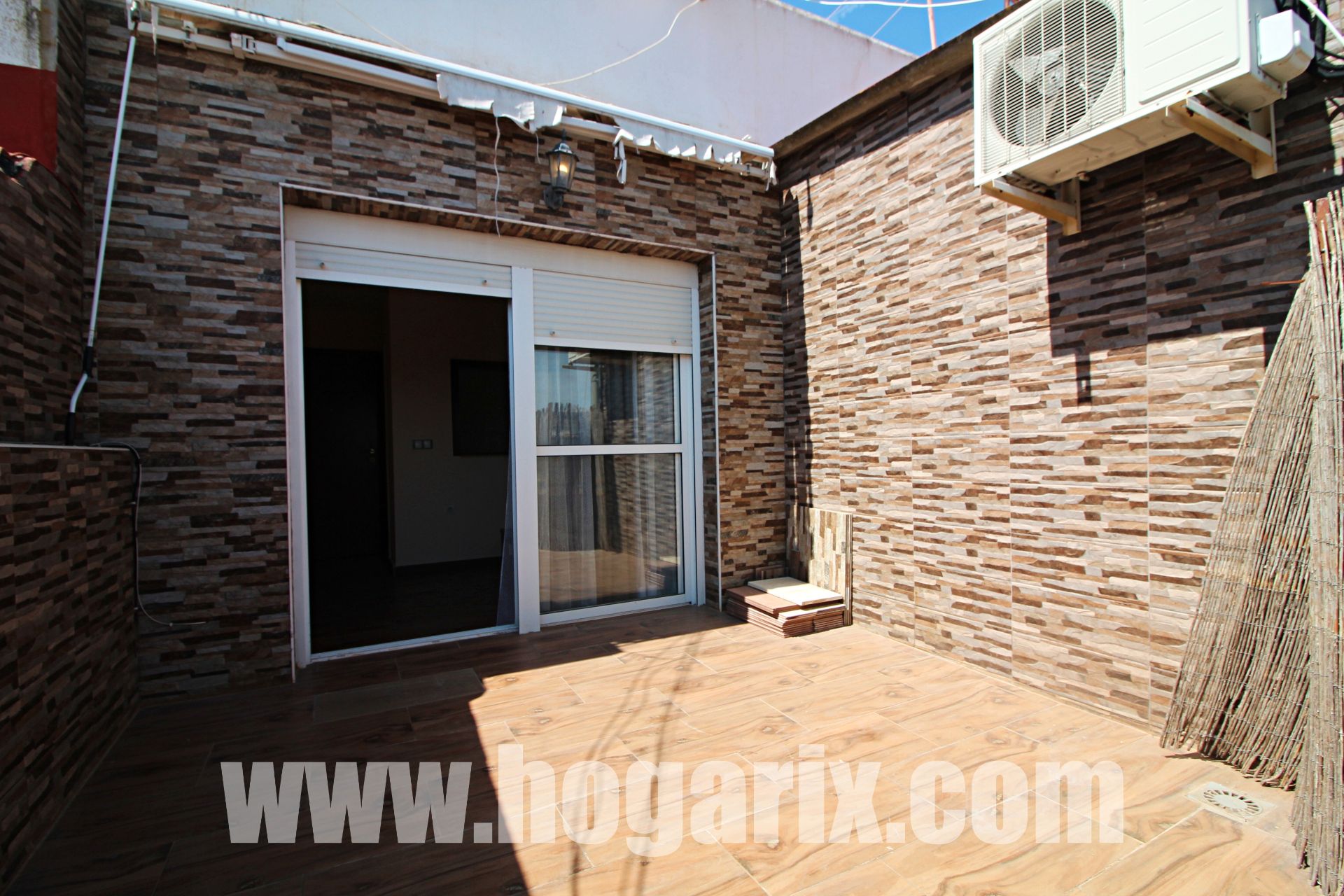 Terraza de Ático en venta en  Huelva Capital con Aire acondicionado, Terraza y Amueblado