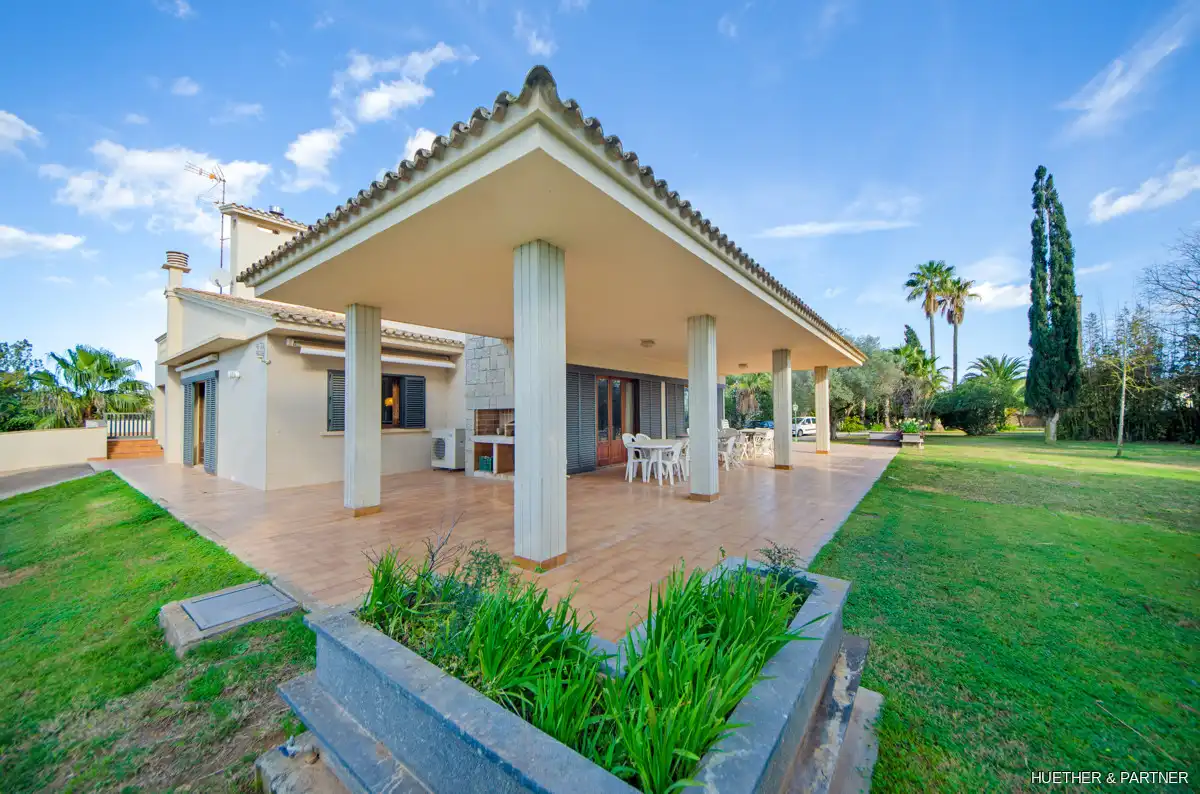 Garden of Houses for sale in Manacor  with Air Conditioner, Heating and Furnished