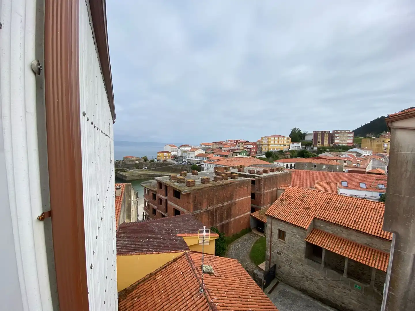 Vista exterior de Piso en venta en Fisterra con Terraza, Trastero y Amueblado