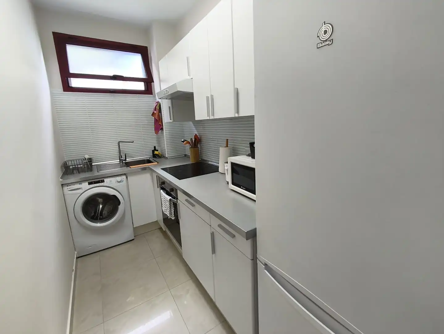 Apartament de lloguer a Avenida Juan XXIII, Ciudad Jardín