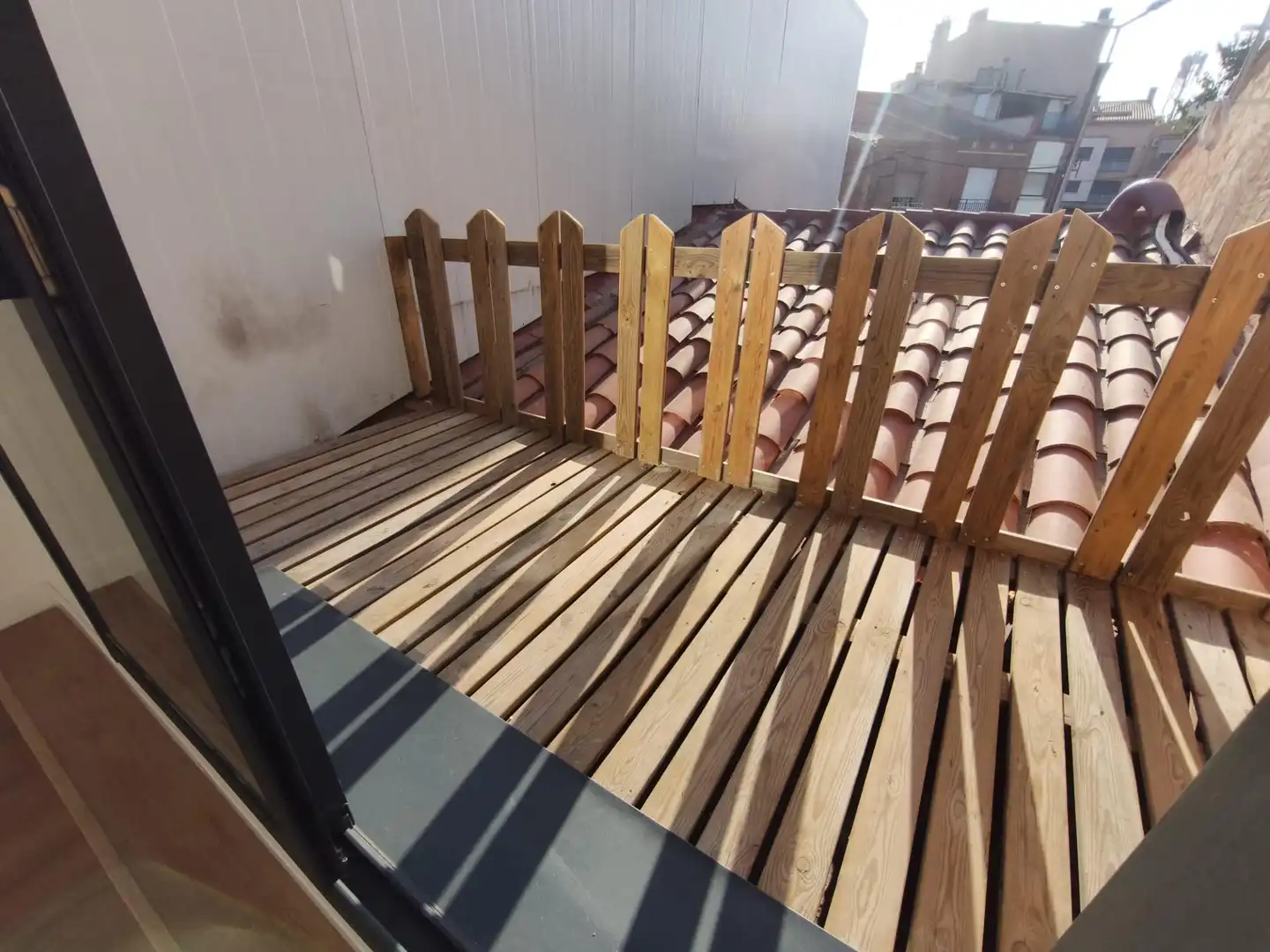 Balcony of Houses for sale in Sabadell  with Air Conditioner, Parquet flooring and Terrace