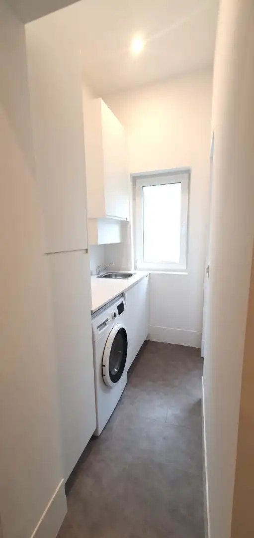 Cocina de Piso de alquiler en Vigo  con Calefacción, Parquet y Horno