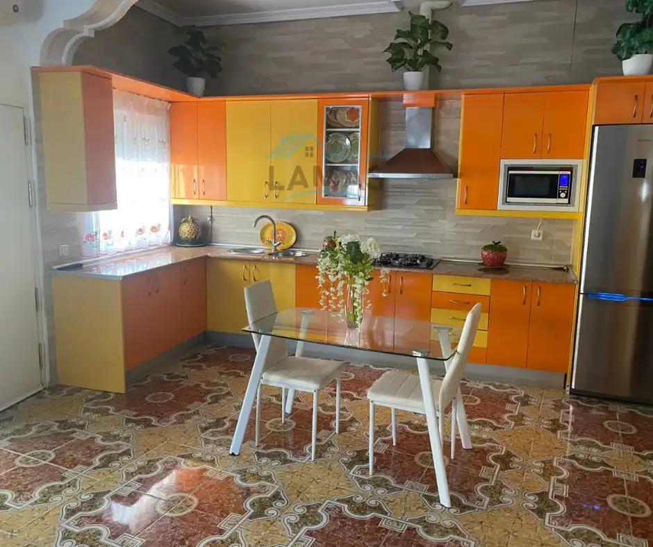 Maison avec terrasse à vendre à Calle Guzmán El Bueno 2, imagen 3