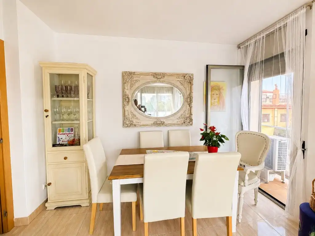Flat with lift for sale in Calle Illes Canaries, imagen 5
