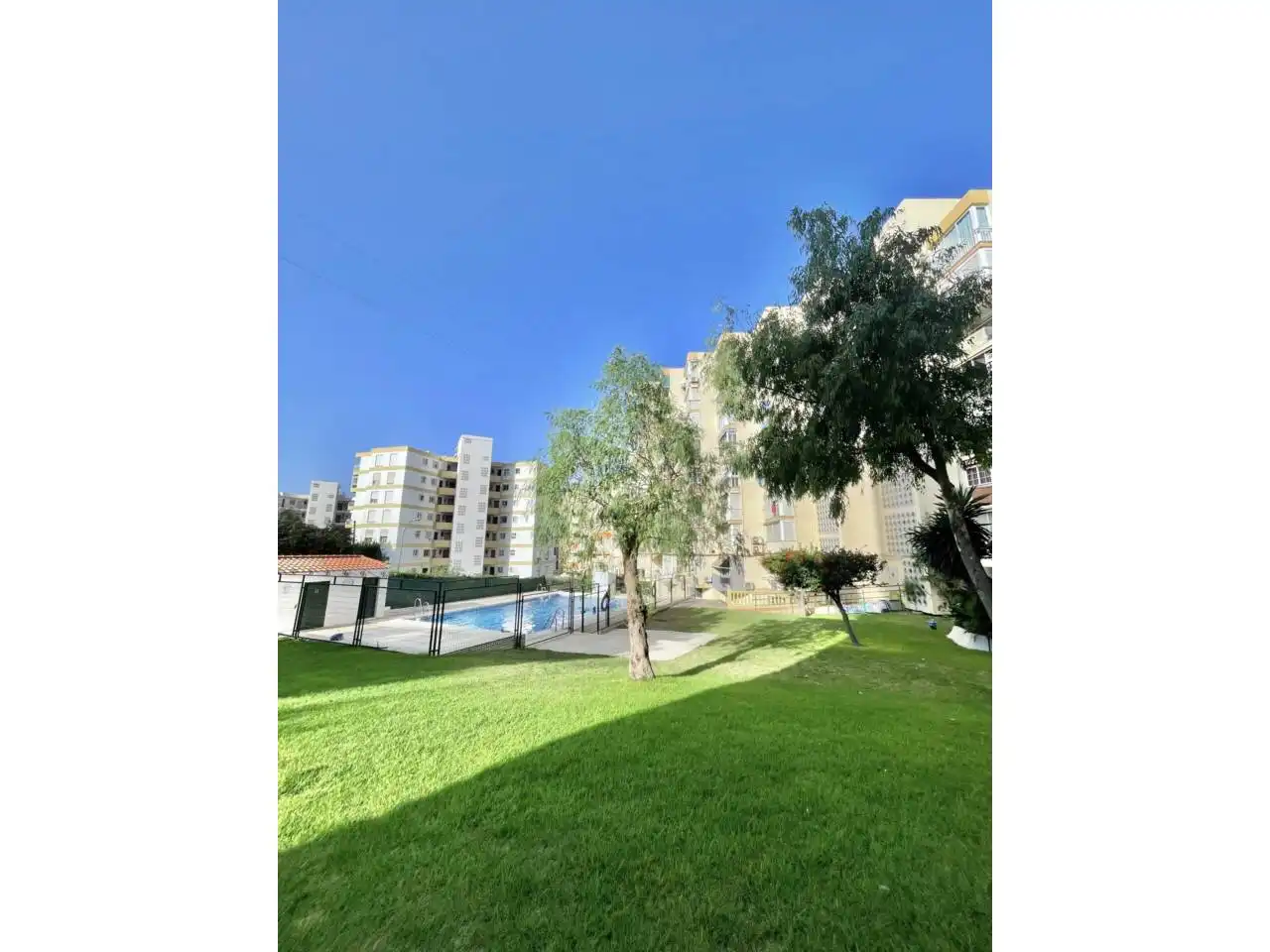 Piso de alquiler en Calle Hermanos Álvarez Quintero, La Cala del Moral