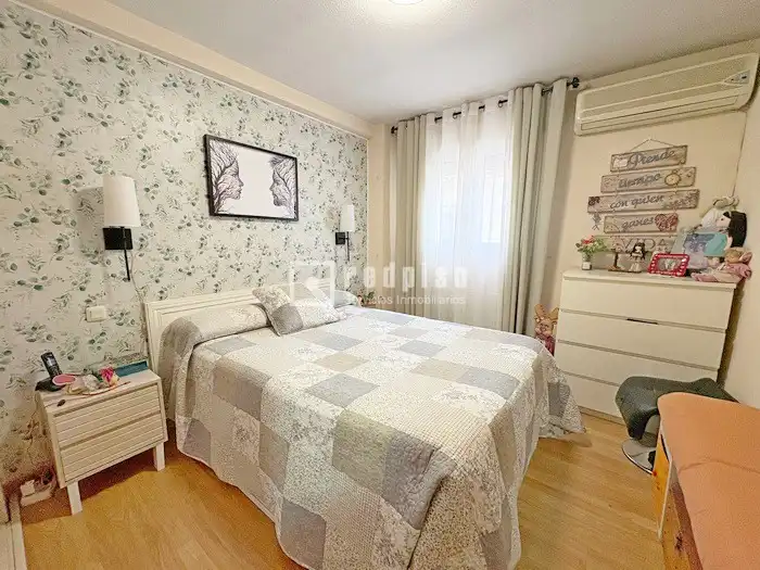 Bedroom of Houses for sale in Madrid  with Air Conditioner and Heating