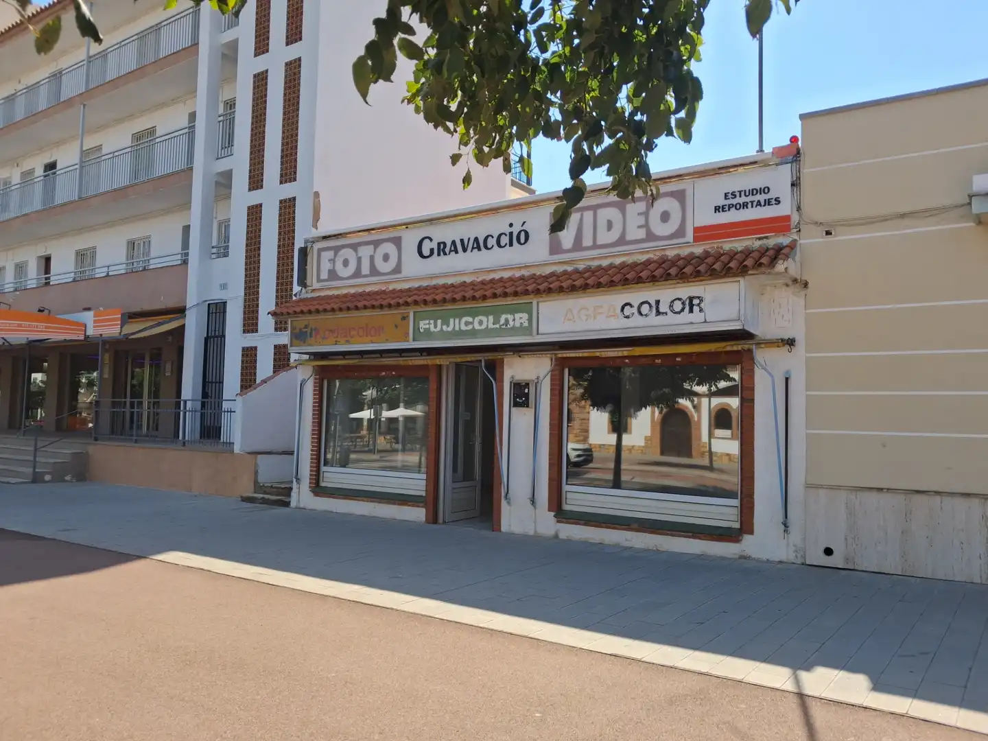 Commercial properties for sale in Mont-roig del Camp  with Terrace