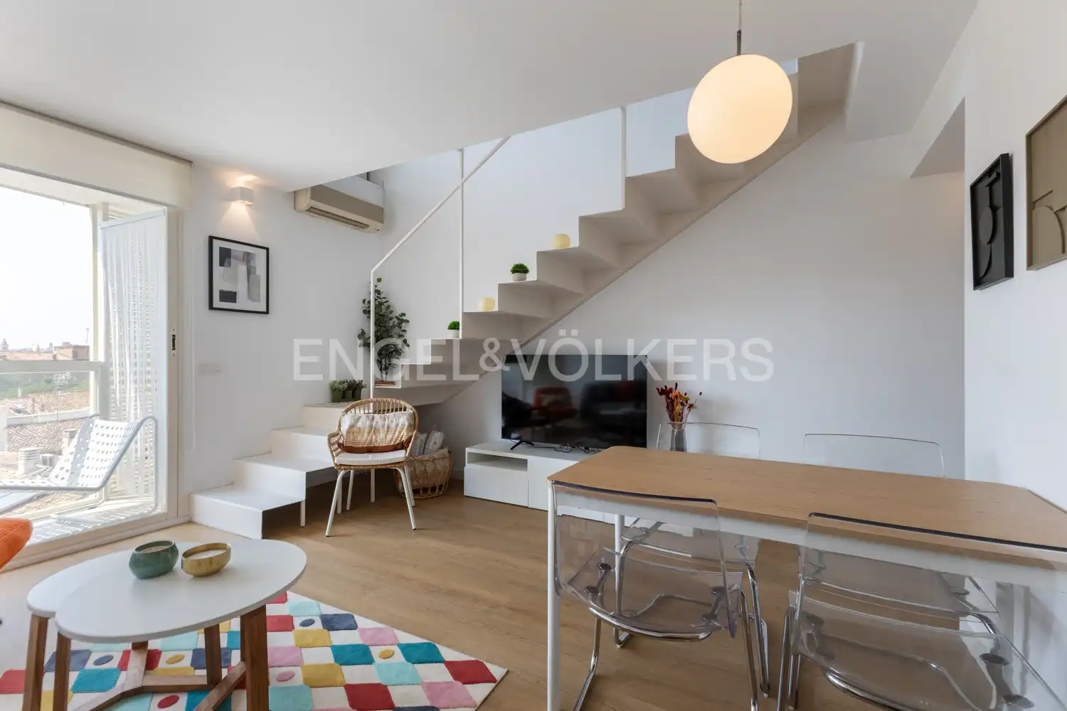 Sala d'estar de Àtic de lloguer en Valencia amb Aire condicionat, Calefacció i Parquet