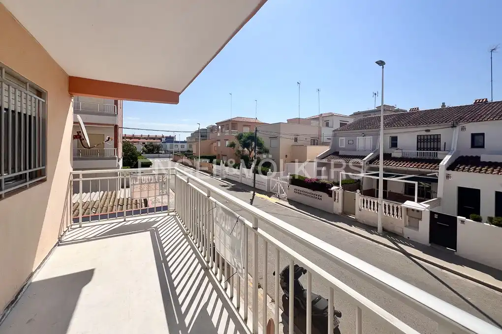 Exterior view of Flat for sale in Sueca  with Air Conditioner, Heating and Terrace