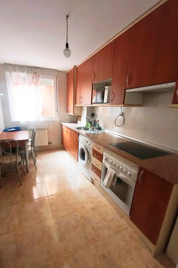Cocina de Piso en venta en Sahagún con Calefacción y Terraza