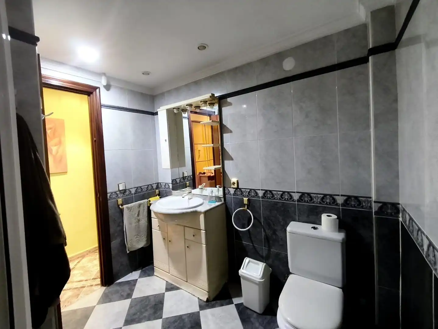 Bathroom of Flat for sale in San Fernando  with Air Conditioner