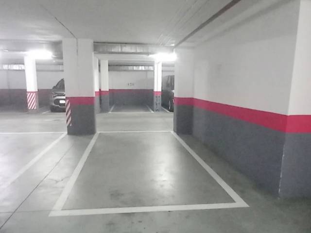 Garaje en Alquiler en Rúa Dos Ponxos, 3B en Barbadás